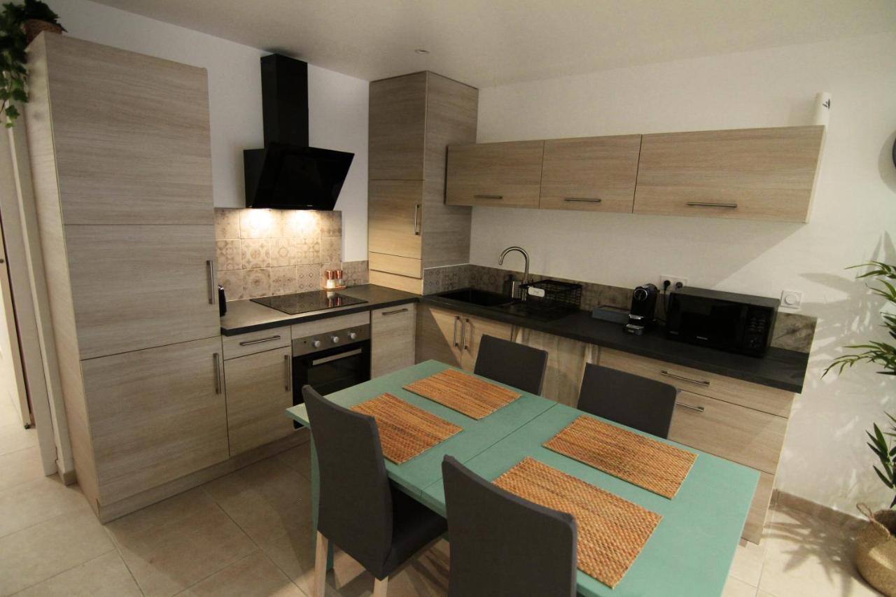 Apartment Right In The Heart Of Sète Buitenkant foto